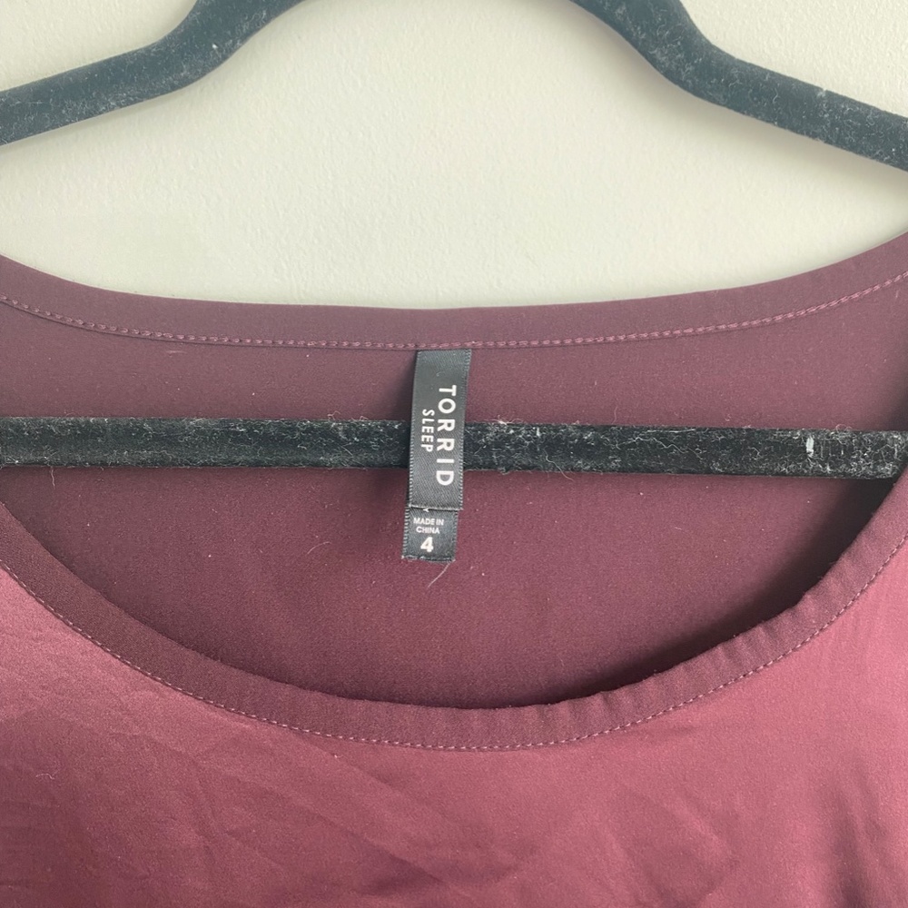 SOLD Torrid (Size 4) Dream Satin Pocket Short Sleeve Sleep Tee - Picture 8 of 10